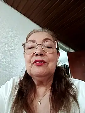 Vicky Rosse online show from 01.08.26