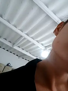 Snapshot of pretty_alana chatting on 04.16.26 pretty alana online show from 04.16.26