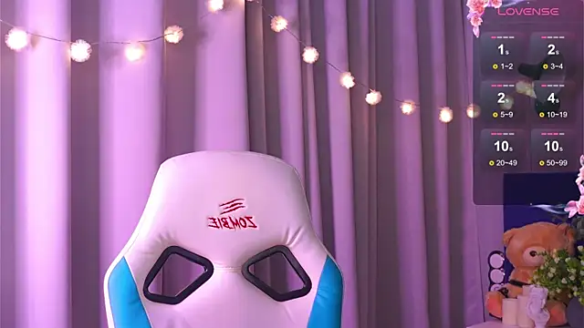 Snapshot of Ramona___ chatting on 01.30.25 Ramona online show from 01.30.25