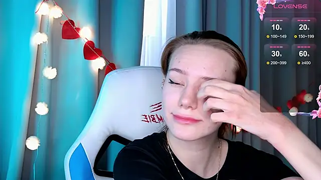 Snapshot of Ramona___ chatting on 02.17.25 Ramona online show from 02.17.25