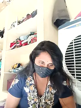 Snapshot of Indiantina chatting on 11.10.25 Indiantina online show from 11.10.25