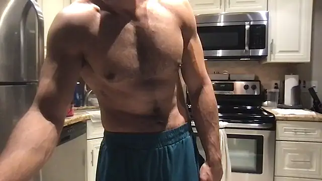 BigGuyMuscle online show from 12.05.25