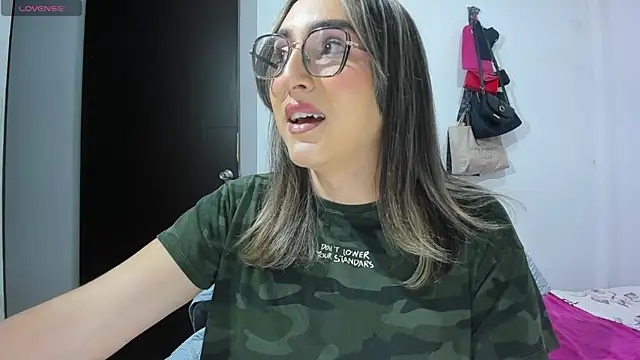 andrea hills online show from 04.16.26