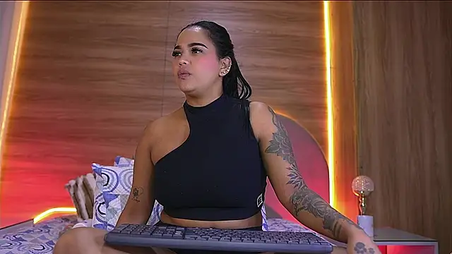 alexaa walker online show from 04.07.26