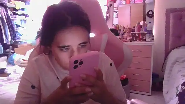 annarose19 online show from 01.29.25