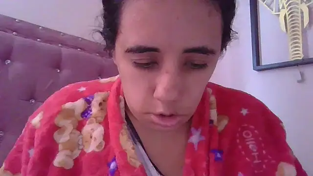 annarose19 online show from 03.18.25