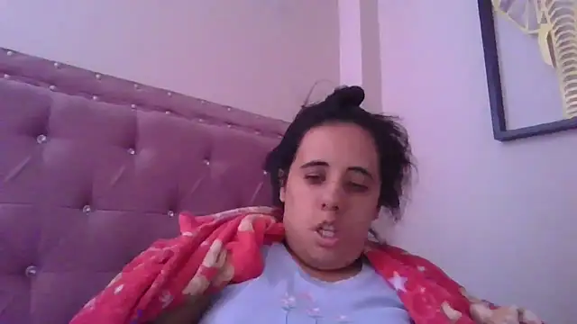 annarose19 online show from 10.20.25