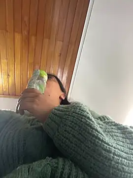 annarose19 online show from 04.17.26