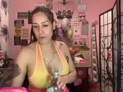 latinacubana online show from 01.11.25