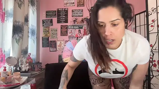 latinacubana online show from 02.01.25