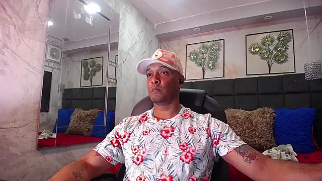 Snapshot of liam_howard chatting on 02.06.25 liam howard online show from 02.06.25