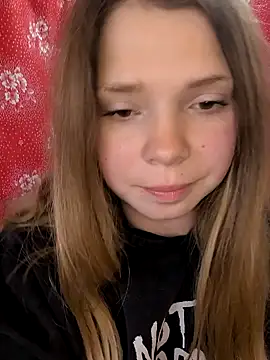 Zuli Kiska online show from 04.13.26