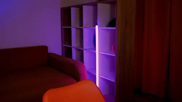 ItsAlisia online show from 10.15.25