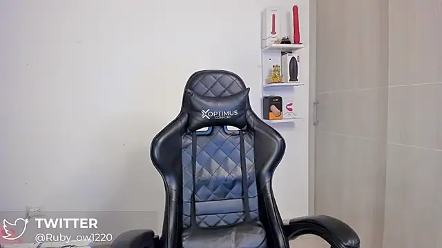 RubiOberli online show from 03.13.25