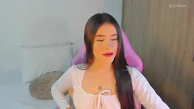 iriswest  online show from 03.15.25