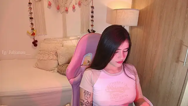 iriswest  online show from 02.04.26