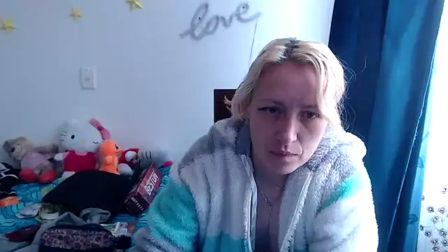 kittykalor09 online show from 12.16.24