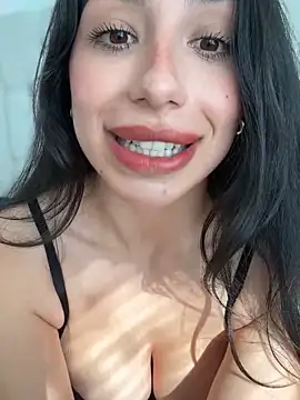 LoveLillyy online show from 02.07.25