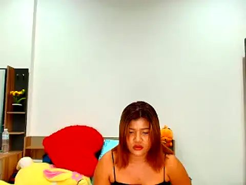 Snapshot of jhon_gade chatting on 05.19.26 jhon gade online show from 05.19.26
