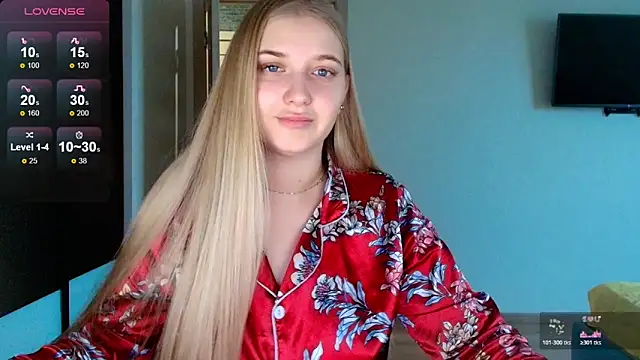 Snapshot of Adr1ana_ chatting on 11.09.25 Adr1ana online show from 11.09.25