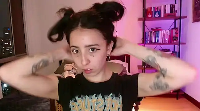 babyluna 8 8 online show from 02.27.25