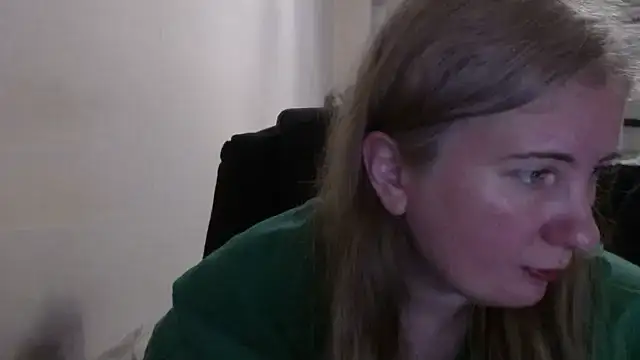 Snapshot of PeterAndJen chatting on 04.16.26 PeterAndJen online show from 04.16.26