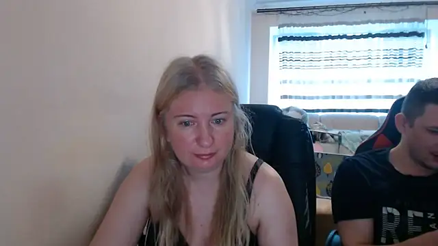 Snapshot of PeterAndJen chatting on 06.19.26 PeterAndJen online show from 06.19.26