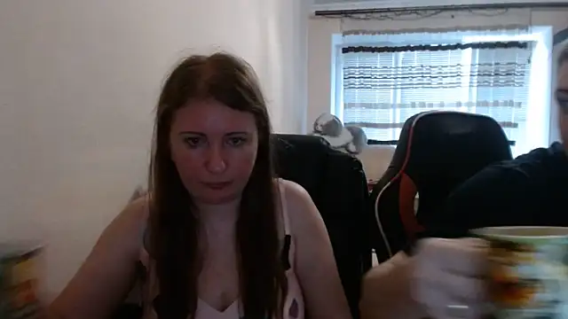 Snapshot of PeterAndJen chatting on 07.07.26 PeterAndJen online show from 07.07.26