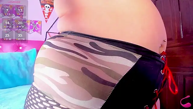 Snapshot of crissn0707 chatting on 10.18.25 crissn0707 online show from 10.18.25