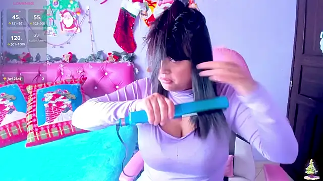 Snapshot of crissn0707 chatting on 12.18.25 crissn0707 online show from 12.18.25