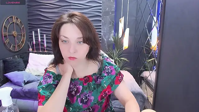 Snapshot of MargaretFatal chatting on 07.18.26 MargaretFatal online show from 07.18.26