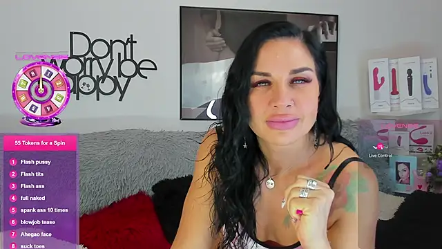 Tara Bloss online show from 02.22.25