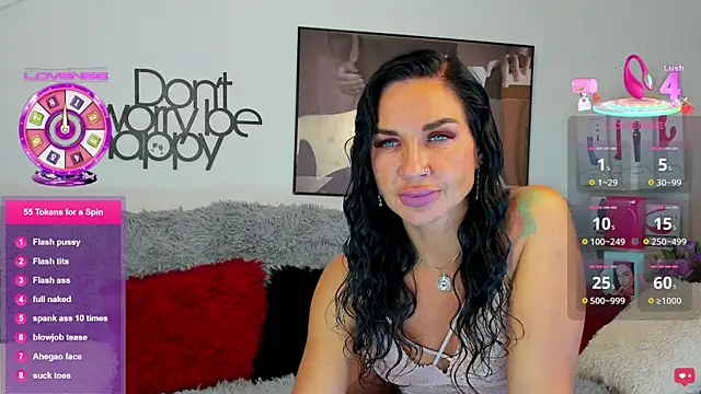 Tara Bloss online show from 10.17.25