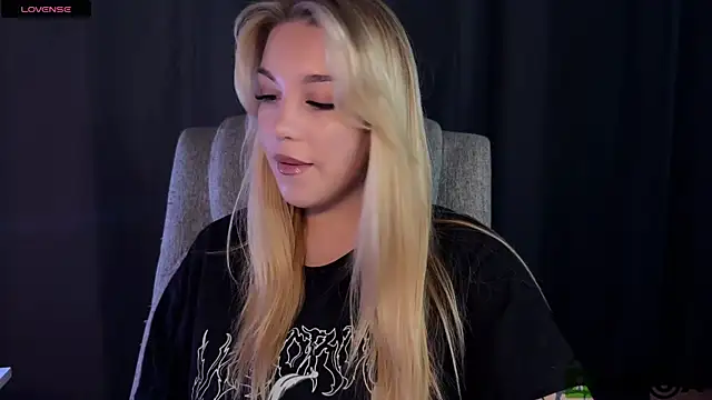 Snapshot of ariashaa chatting on 06.10.26 ariashaa online show from 06.10.26
