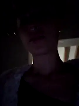Snapshot of kylie_blck chatting on 04.26.26 kylie blck online show from 04.26.26