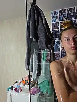 Snapshot of kylie_blck chatting on 05.28.26 kylie blck online show from 05.28.26