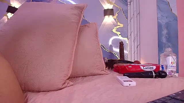 lorrayne  online show from 11.01.25