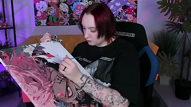 AsheLucker online show from 12.15.24