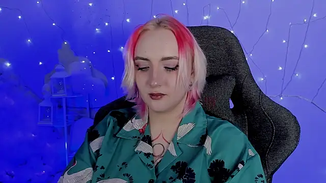 AsheLucker online show from 01.23.25