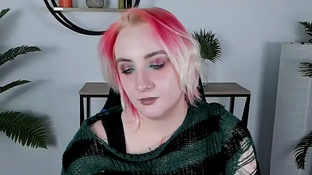 AsheLucker online show from 01.30.25