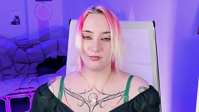 AsheLucker online show from 03.13.25