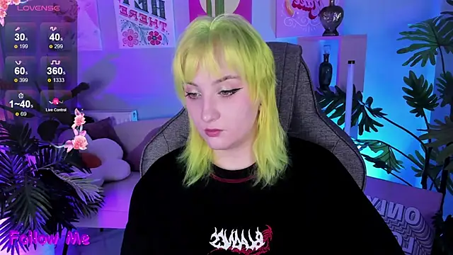 AsheLucker online show from 09.28.25