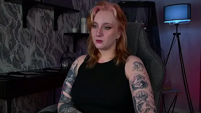 AsheLucker online show from 04.18.26