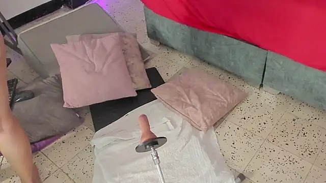 IsiisLovei online show from 03.21.26