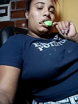 Hilarybunnyy online show from 01.29.25