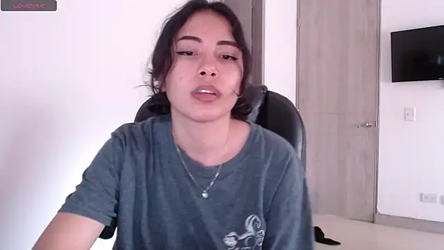 numberfav8 online show from 12.24.24