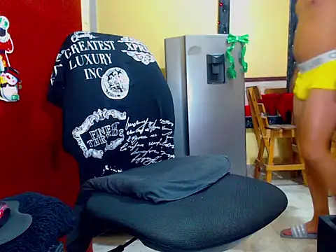 Snapshot of JABSCOTT chatting on 12.16.25 JABSCOTT online show from 12.16.25