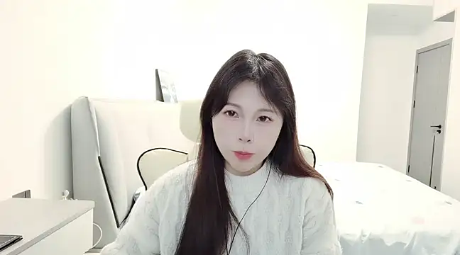 Sunset glow online show from 01.04.25