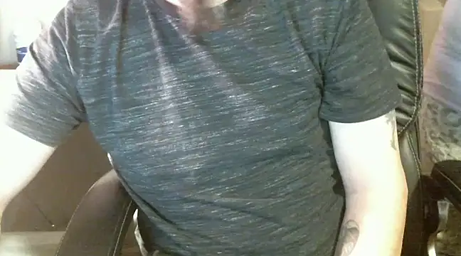 Snapshot of kong_smurfette chatting on 12.10.24 kong smurfette online show from 12.10.24