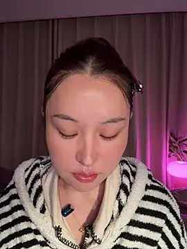 sphynx- - online show from 11.27.25